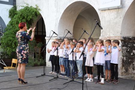 Območna revija otroških in mladinskih pevskih zborov občin Kamnik in Komenda (14)